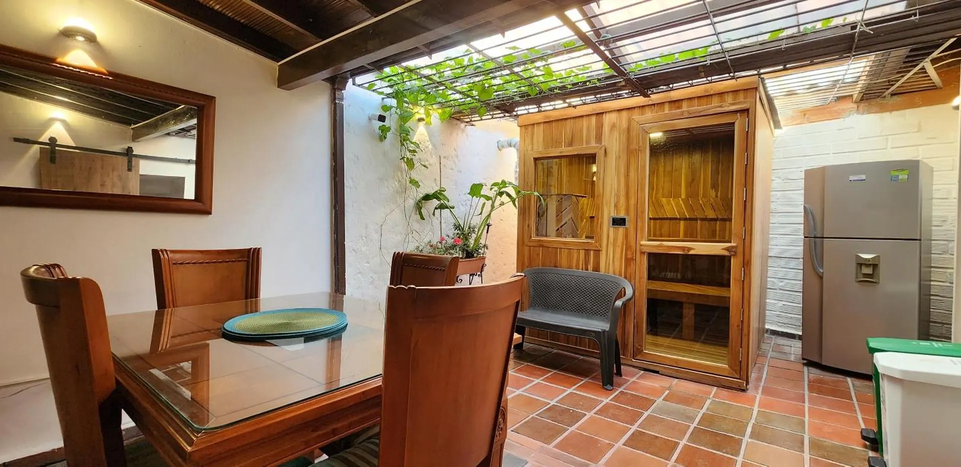 Casa De Las Palmas 3 Medellin