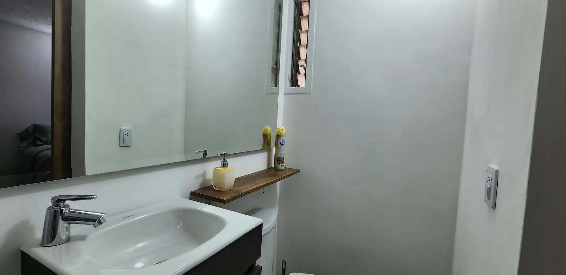Casa De Las Palmas 3 Medellín Apartament